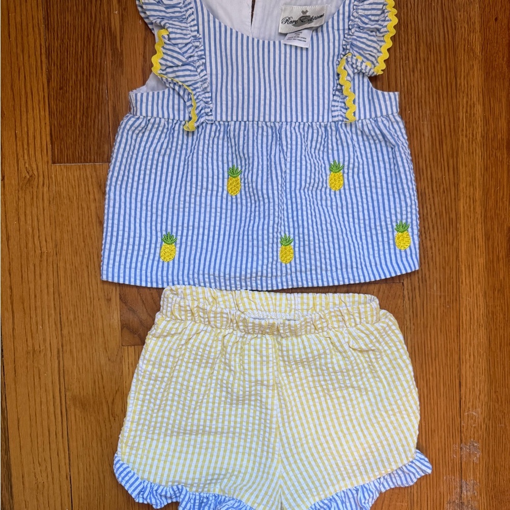 Rare Editions Blue and Yellow Pineapple Set